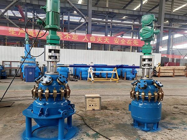 เครื่องปฏิกรณ์เคลือบแก้วชนิดเปิด