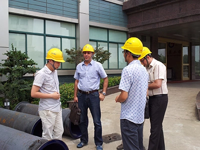 การหารือทางธุรกิจกับลูกค้าจากตะวันออกกลาง